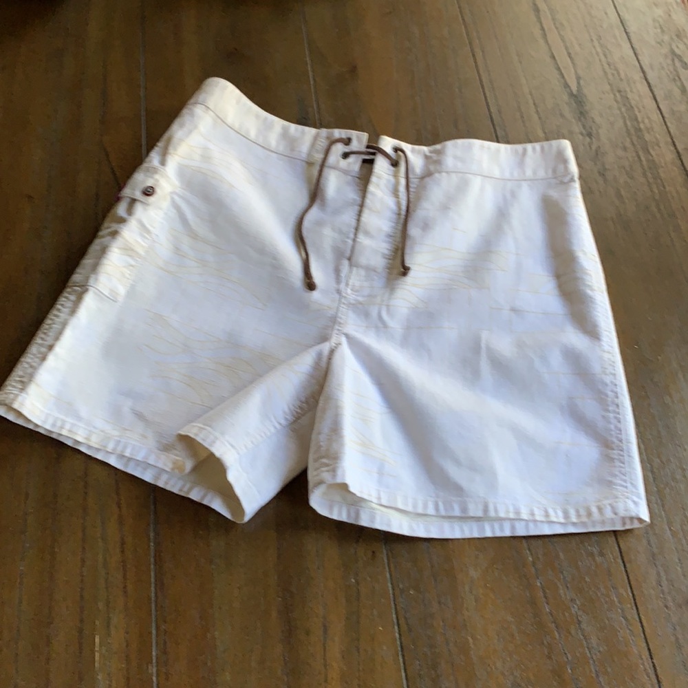 Trovata Birds of Paradis ‘Phelipe’ Button Fly Linen Blend Art Deco Board Shorts